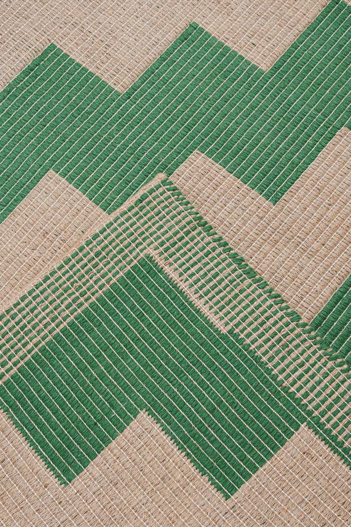 Invert Jute and Wool Rug - Zz Green
