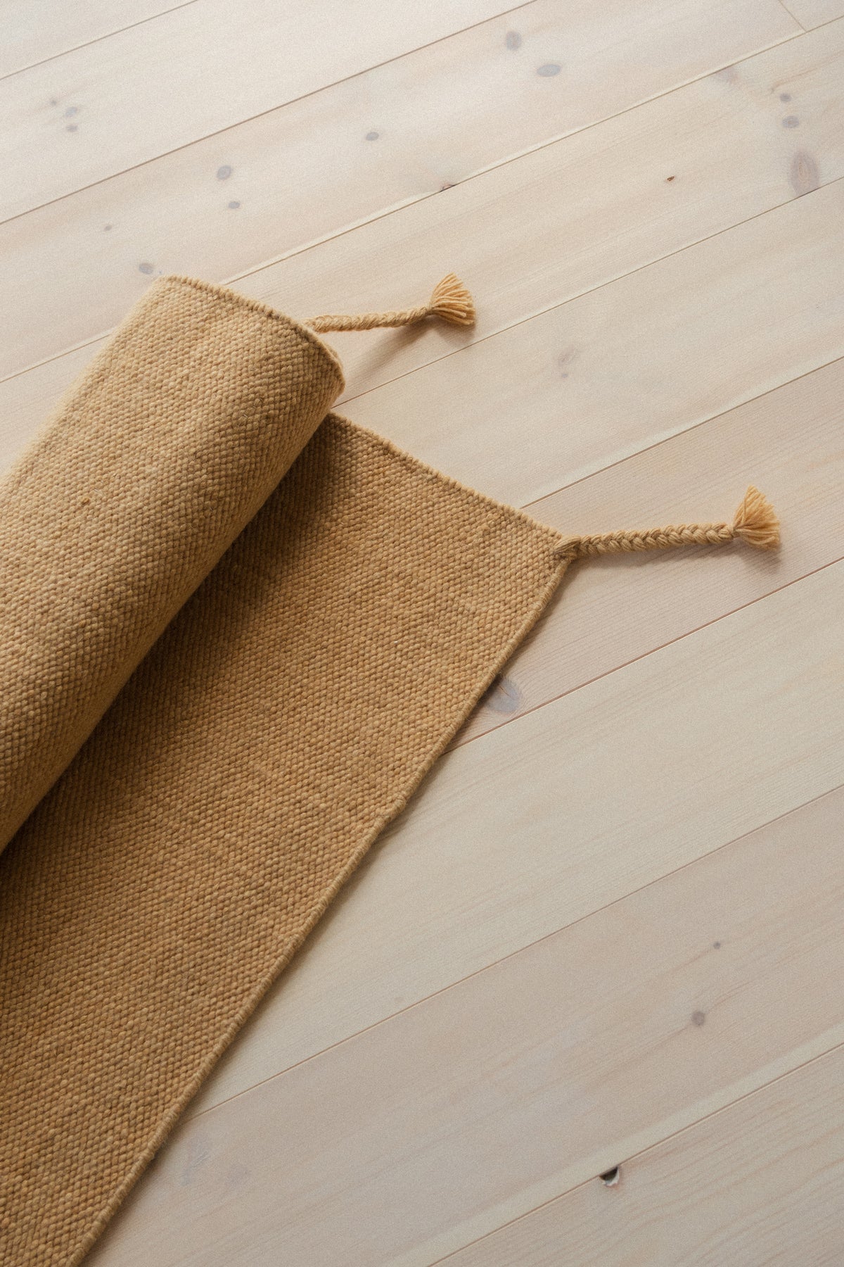 O/U Wool Rug - Caramel
