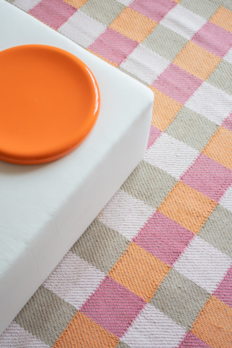 Jute Rug w. Violet and orange