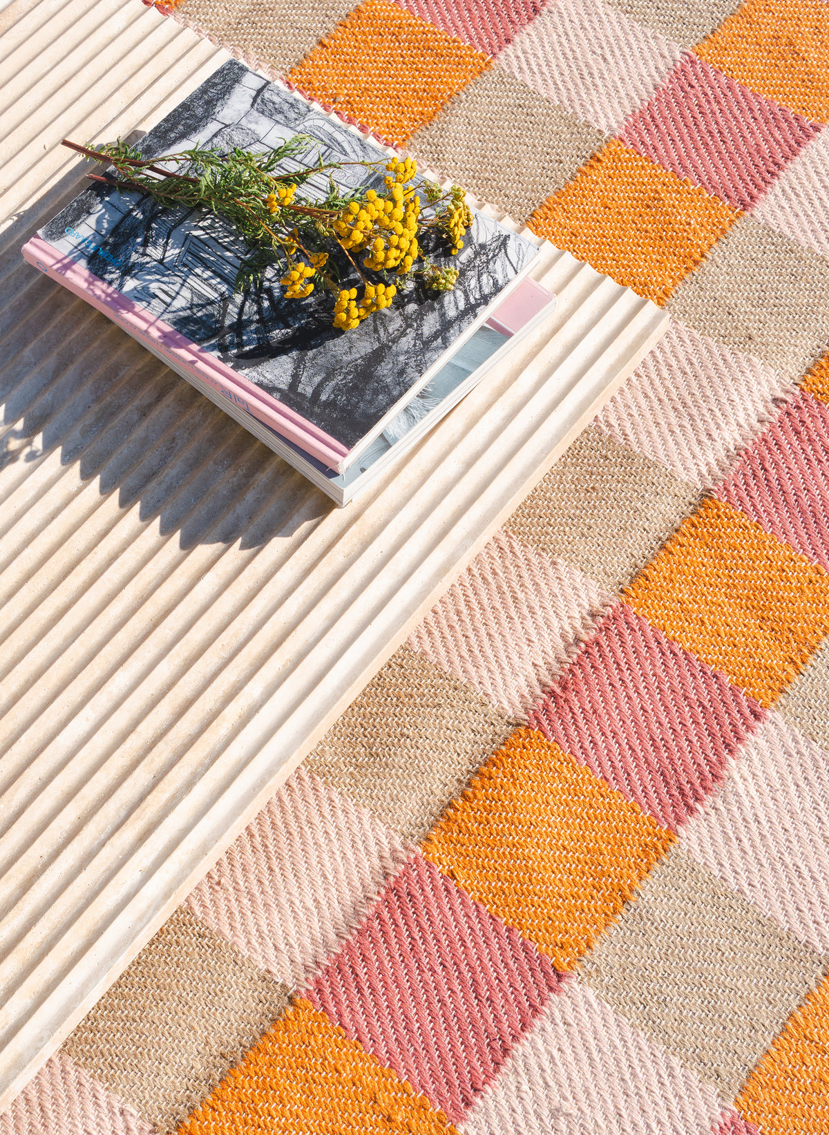 Jute Rug w. Violet and orange