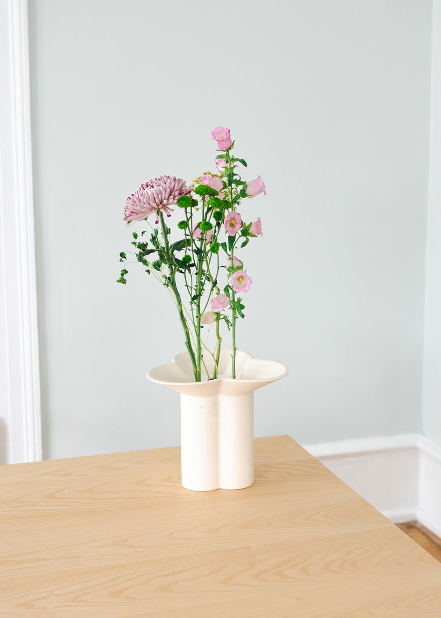 Clover Vase - medium