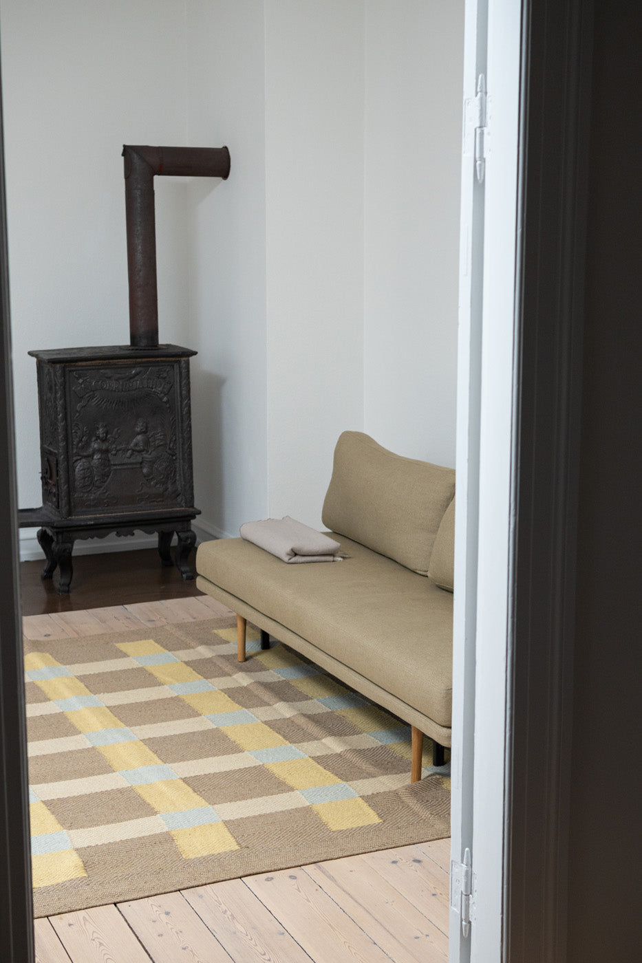 Jute Rug w. Sand Tones